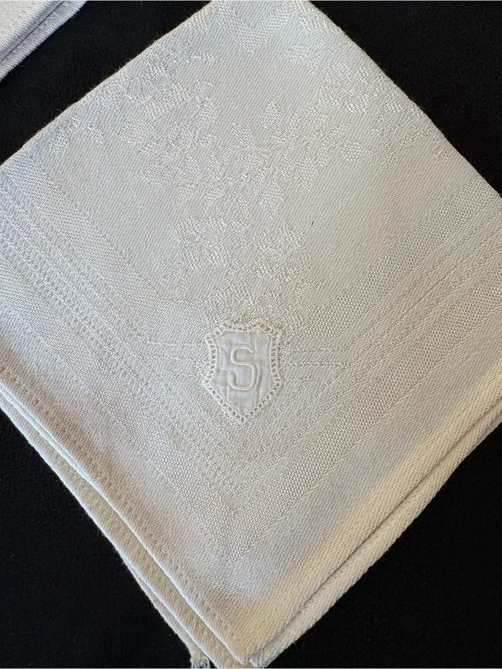 Classic Cream Linen Cocktail Napkins — Set of 4
